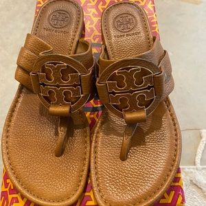 Tory Burch camel tan sandals